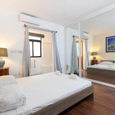 Spacious Apt With Table Soccer Just Off Promenade By 360 Estates *