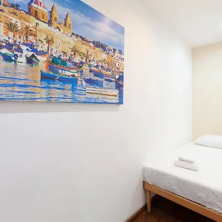 Lägenhet Spacious Apt With Table Soccer Just Off Promenade By 360 Estates Sliema